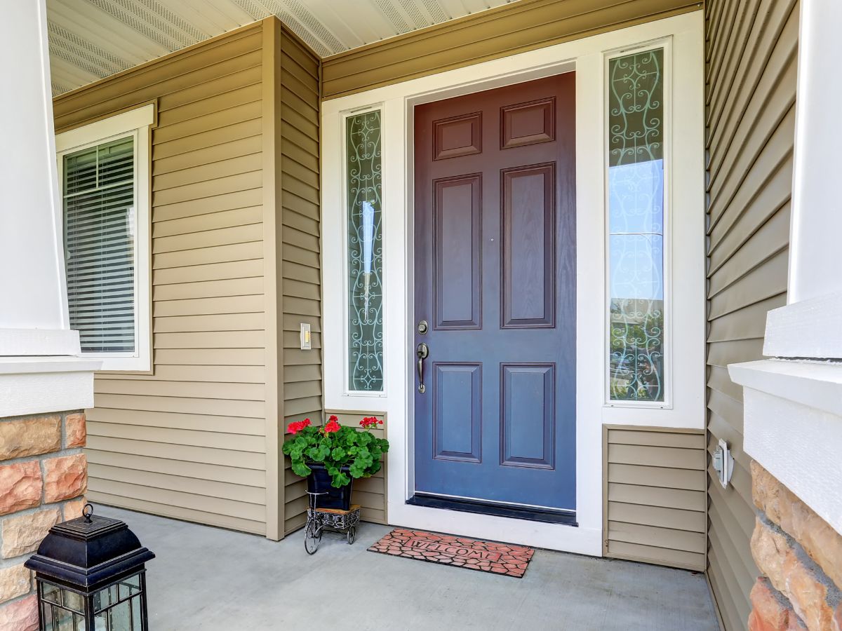 what to look for when choosing a new entry door for your home