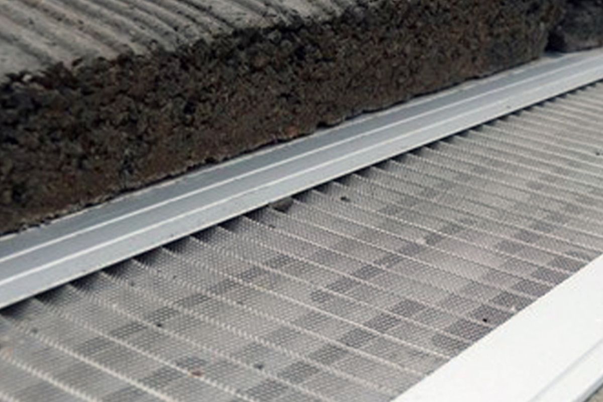 gutter guards reduce clogs and maintenance