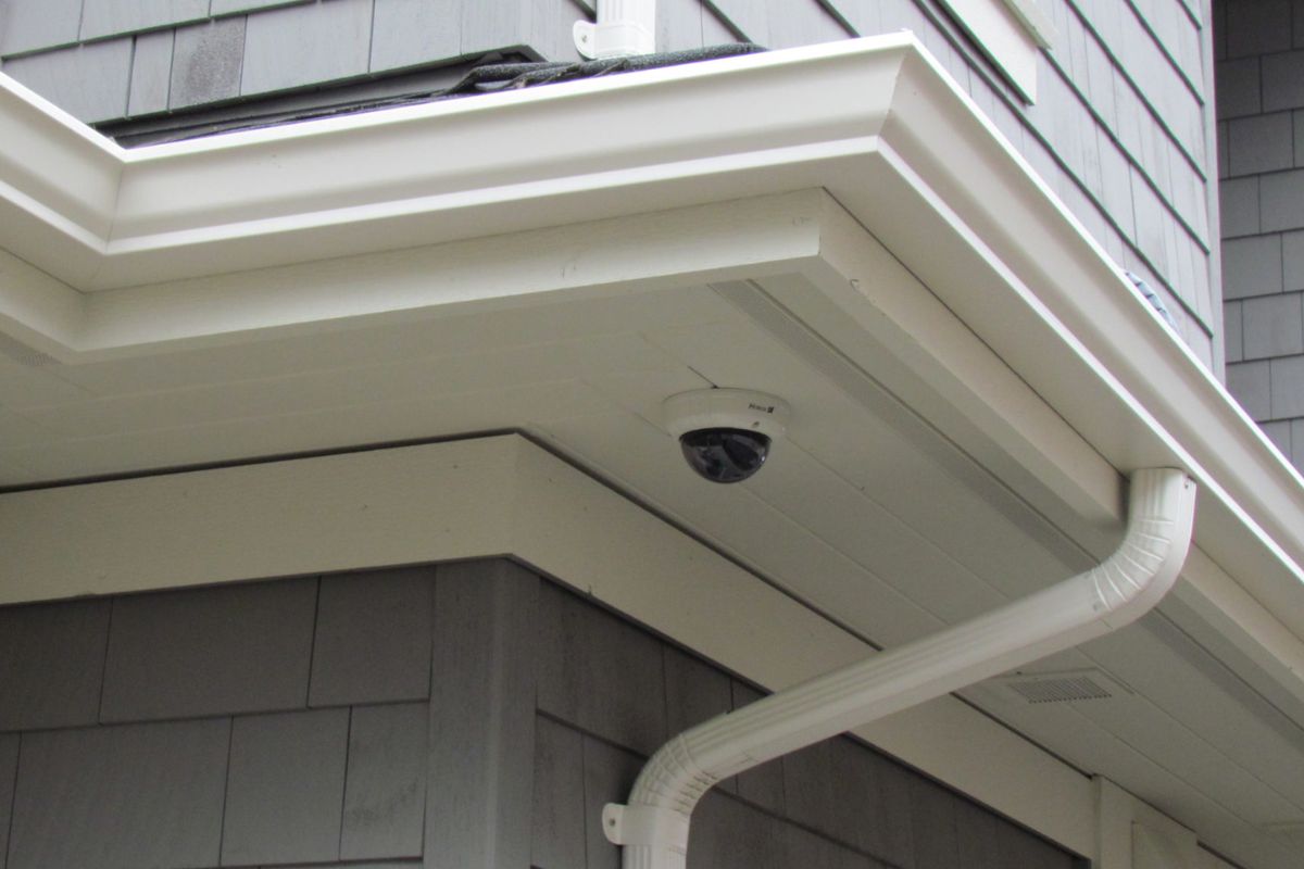 gutter guards reduce clogs and maintenance